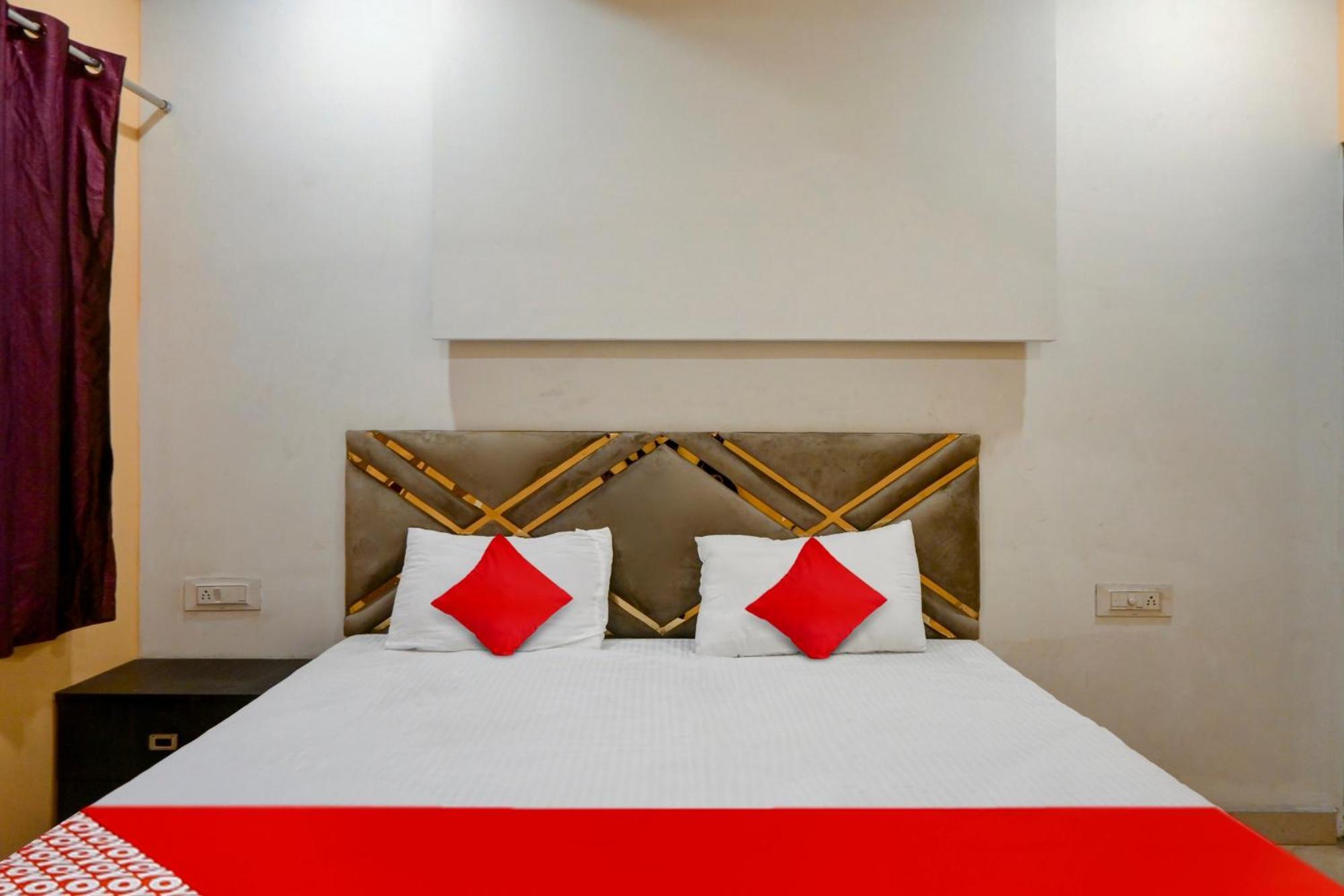 Hotel O Club Toronto 杜尔格 外观 照片